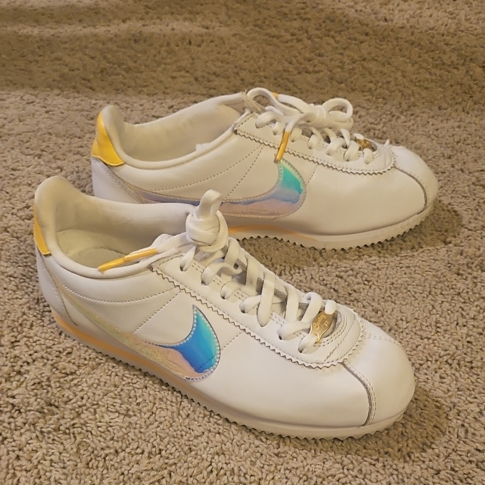 Nike Women's Classic Cortez 'White Topaz Gold'